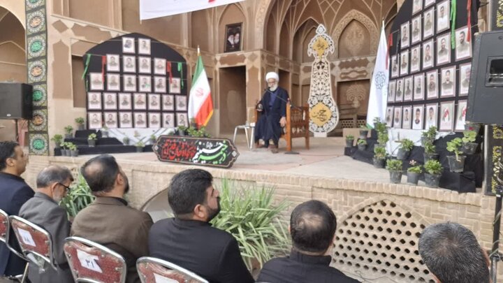 تصاویر/ مراسم معنوی «میراث مرثیه» همزمان با ایام سوگواری حضرت اباعبدالله الحسین(ع) در  کاشان