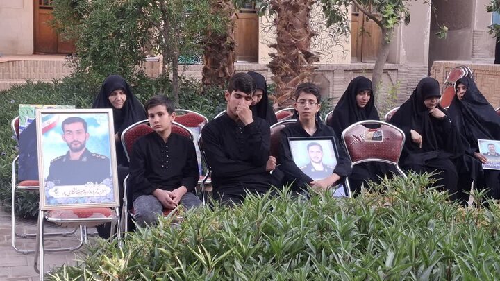 تصاویر/ مراسم معنوی «میراث مرثیه» همزمان با ایام سوگواری حضرت اباعبدالله الحسین(ع) در  کاشان