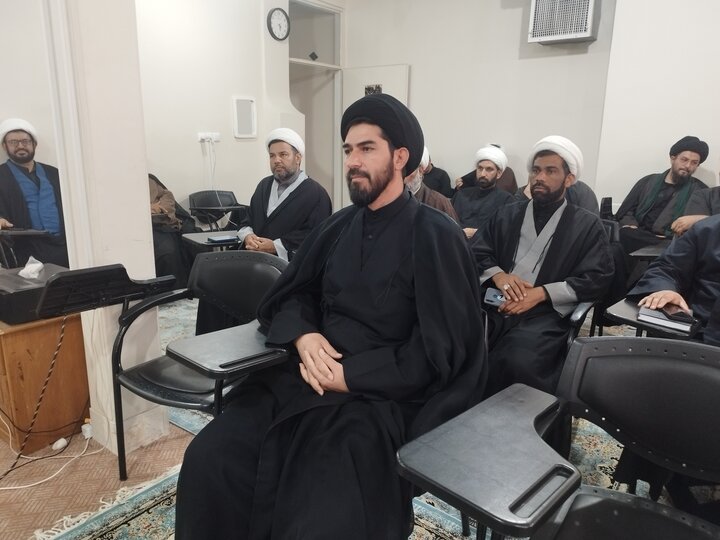 تصاویر/ دوره تربیت مربی قرآن کریم ویژه اساتید مدارس علمیه سیستان و بلوچستان در قم برگزار می‌شود