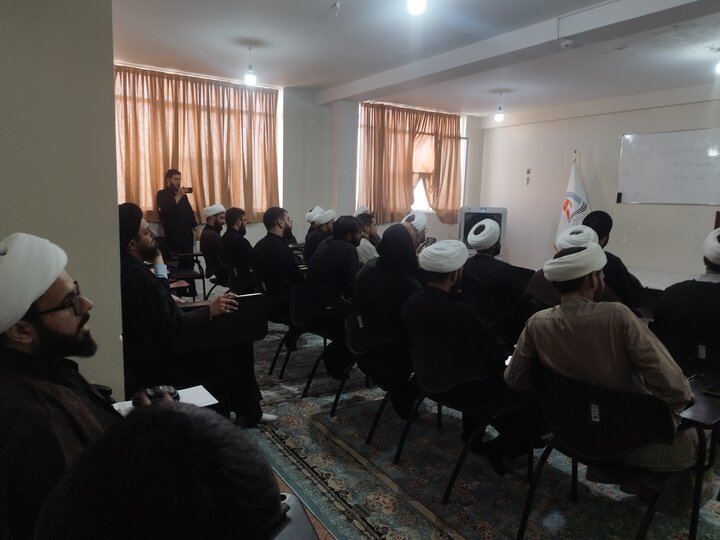 تصاویر/ دوره تربیت مربی قرآن کریم ویژه اساتید مدارس علمیه سیستان و بلوچستان در قم برگزار می‌شود
