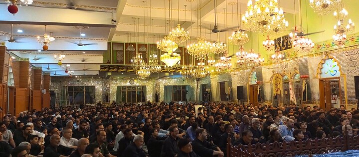 تصاویر/ برگزاری باشکوه مجالس عاشورا در امام‌بارگاه‌های کراچی و حضور گسترده عزاداران حسینی