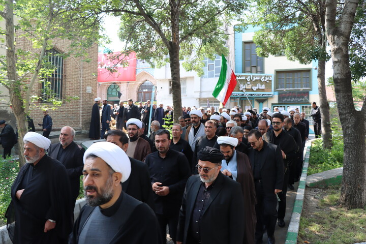 تصاویر/ عزاداری محرم ۱۴۰۵ روحانیون و طلاب حوزه علمیه اردبیل
