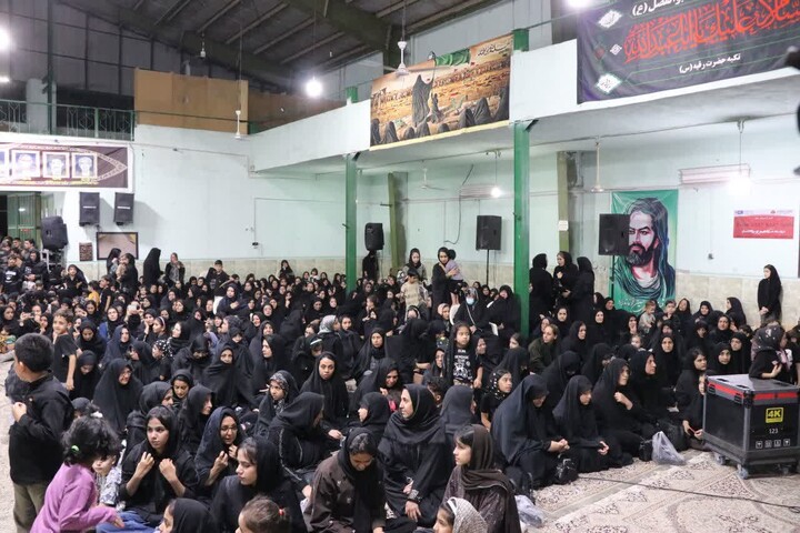 تصاویر/ مراسم یادواره شهدای انقلاب محله اسدآباد رفسنجان با حضور امام جمعه کرمان