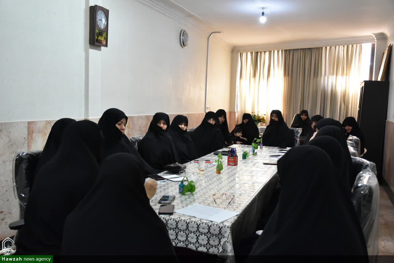 آمادگی حداکثری مدارس علمیه خواهران مشهد برای میزبانی از زائران آیین تشییع امام شهید