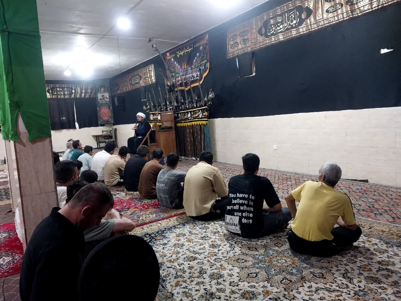 گزارش تصویری/ فعالیت معاونت تبلیغ مدرسه علمیه حقانی در دهه اول محرم در شهر ورامین