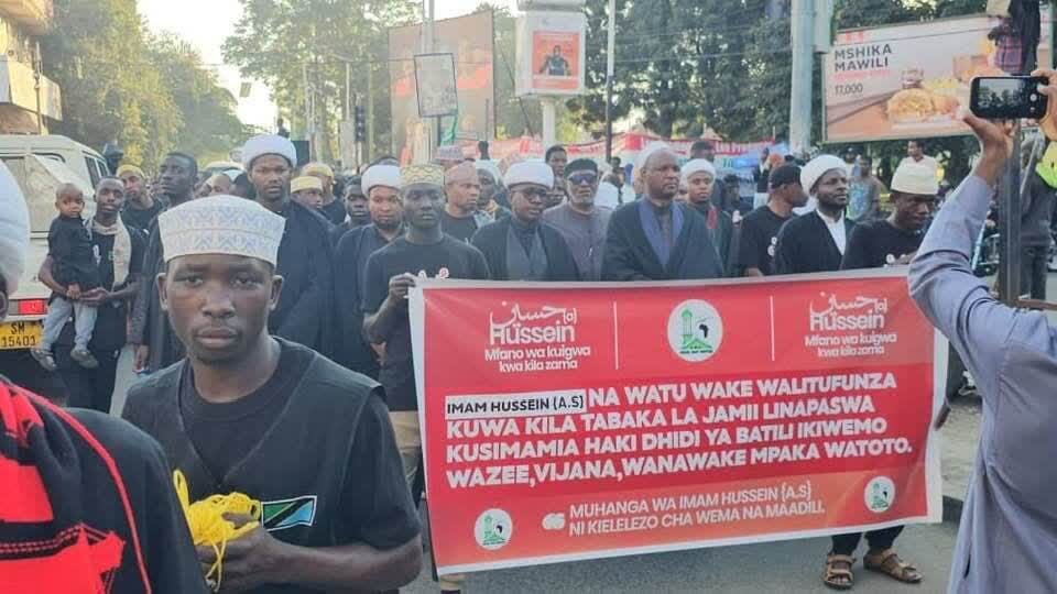 Matembezi ya Amani ya Ashura Yafanyika Arusha; Ujumbe wa Haki na Mshikamano Watolewa + Picha