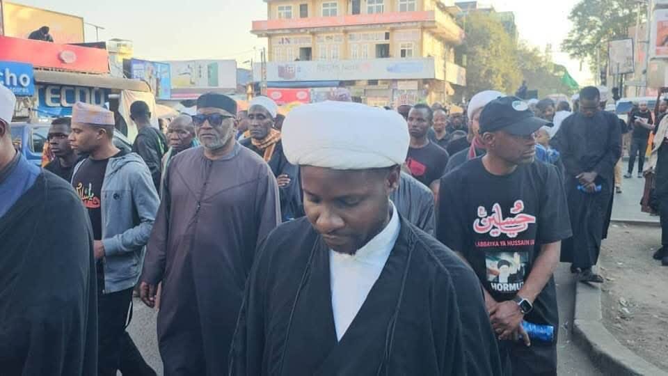 Matembezi ya Amani ya Ashura Yafanyika Arusha; Ujumbe wa Haki na Mshikamano Watolewa + Picha