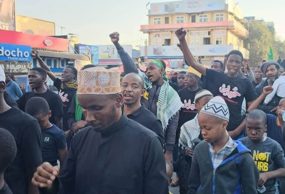 Matembezi ya Amani ya Ashura Yafanyika Arusha; Ujumbe wa Haki na Mshikamano Watolewa + Picha