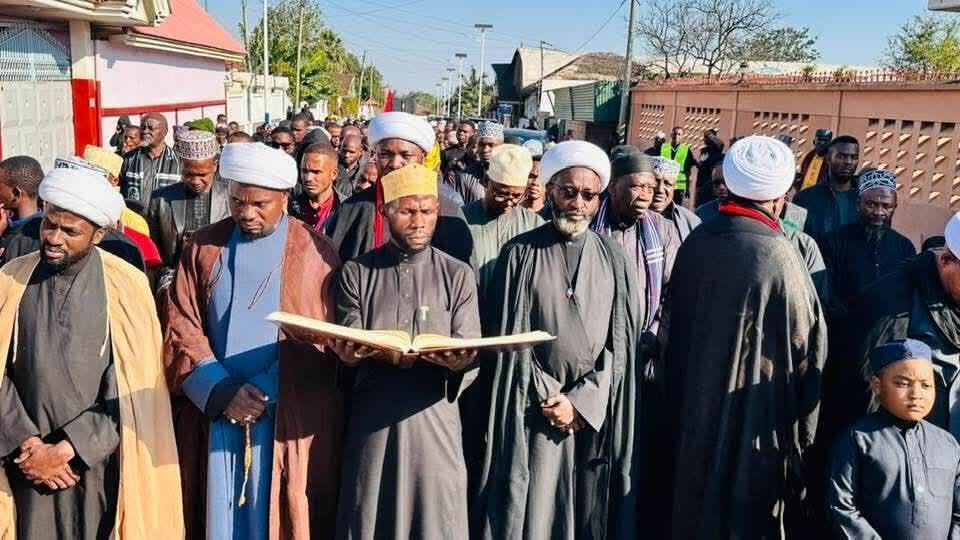 Matembezi ya Amani ya Ashura Yafanyika Arusha; Ujumbe wa Haki na Mshikamano Watolewa + Picha