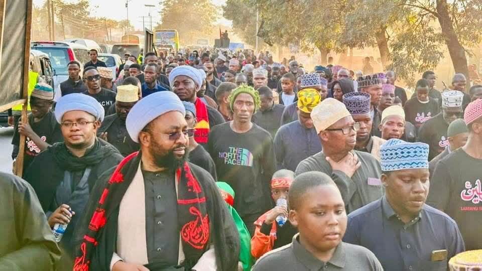 Matembezi ya Amani ya Ashura Yafanyika Arusha; Ujumbe wa Haki na Mshikamano Watolewa + Picha