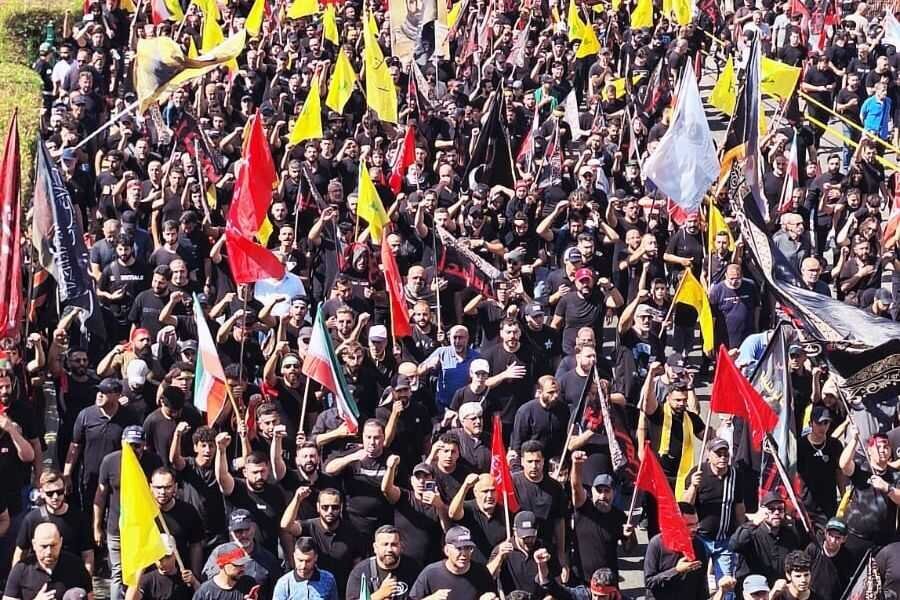لبنان میں شہید سید حسن نصراللہ کے مزار کے جوار میں حزب اللہ کا مرکزی عاشورائی اجتماع، عظیم جلوسِ عزا بھی برآمد