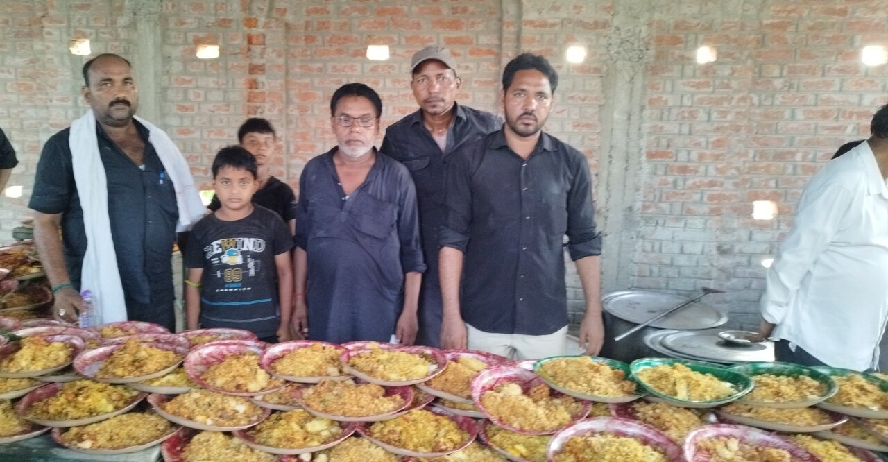 10 मोहर्रम आशूरा के दिन अंजुमन-ए-इमामिया की ओर से फ़ाक़ा-शिकनी का इंतज़ाम