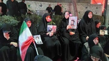 تصاویر / مراسم سوگواری سالار شهیدان با حضور خانواده معظم شهدا ،جانبازان وایثارگران هشت سال دفاع مقدس