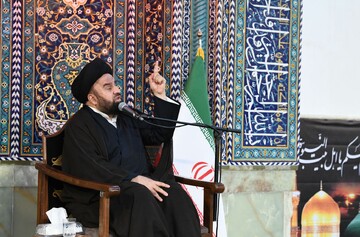 اشک بر امام حسین(ع) رسانه ماندگار نهضت عاشورا و زمینه‌ساز آمادگی برای ظهور است