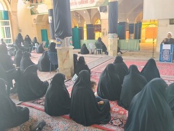 تصاویر/ نشست علمی پژوهشی با موضوع سیره حضرت زینب(س) توسط مدرسه علمیه الزهرا(س) ماهان