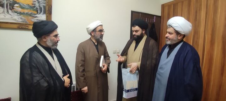 تصاویر/ تکریم اساتید و علمای آملی