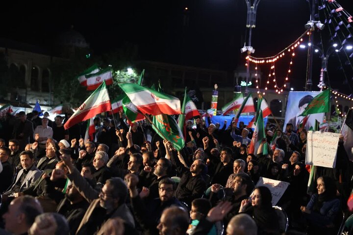 تجمع انقلابی مردم همدان