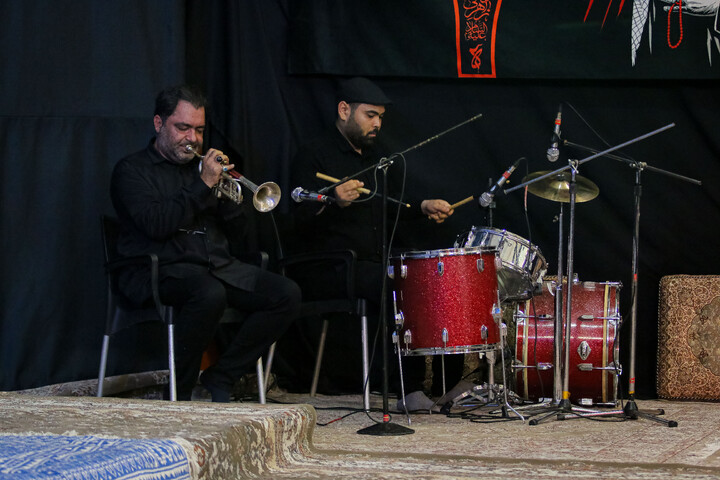 تصاویر/ شب اول مراسم عزاداری هیئت هنر و رسانه در قم
