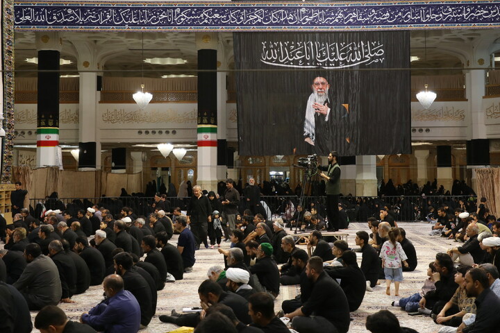 تصاویر/ مراسم بزرگداشت شهید آیت‌الله بهشتی و ۷۲ تن از یاران شهیدش در حرم مطهر حضرت معصومه( س)