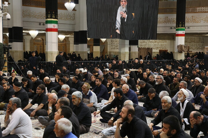 تصاویر/ مراسم بزرگداشت شهید آیت‌الله بهشتی و ۷۲ تن از یاران شهیدش در حرم مطهر حضرت معصومه( س)