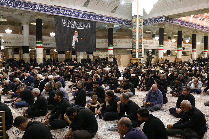 تصاویر/ مراسم بزرگداشت شهید آیت‌الله بهشتی و ۷۲ تن از یاران شهیدش در حرم مطهر حضرت معصومه( س)