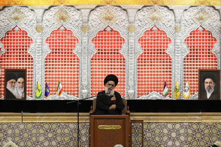 تصاویر/ مراسم بزرگداشت شهید آیت‌الله بهشتی و ۷۲ تن از یاران شهیدش در حرم مطهر حضرت معصومه( س)
