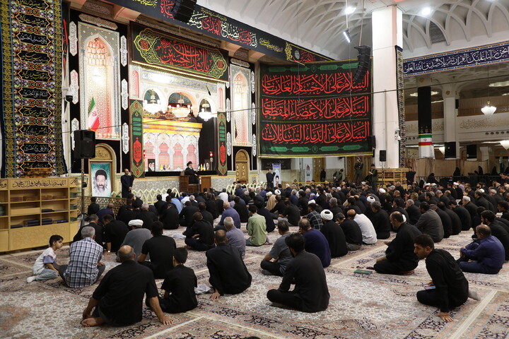 تصاویر/ مراسم بزرگداشت شهید آیت‌الله بهشتی و ۷۲ تن از یاران شهیدش در حرم مطهر حضرت معصومه( س)