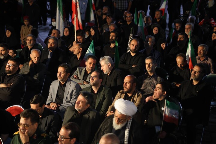 تصاویر / اجتماع بزرگ مردمی و بزرگداشت شهدای هفتم تیر