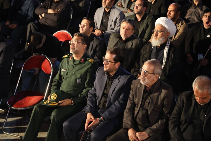 تصاویر / اجتماع بزرگ مردمی و بزرگداشت شهدای هفتم تیر