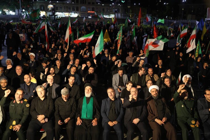 تصاویر / اجتماع بزرگ مردمی و بزرگداشت شهدای هفتم تیر