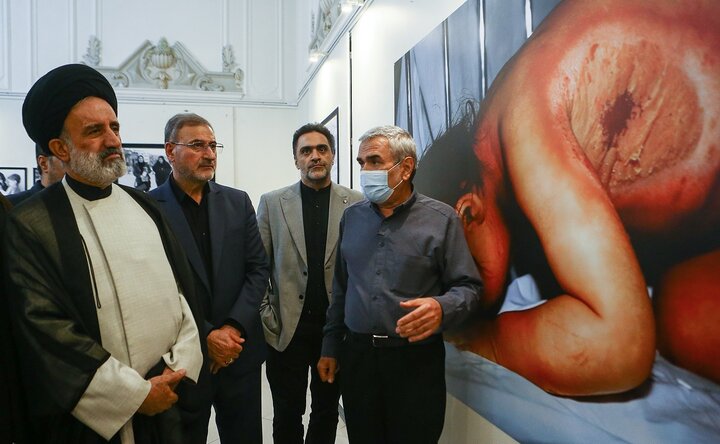 تصاویر/ آیین افتتاحیه نمایشگاه عکس «نفس‌های سوخته»