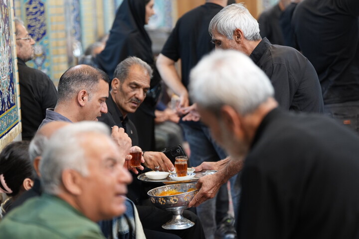 تصاویر|مراسم سوم شهادت امام حسین(ع)باحضور دسته جات مذهبی اصفهان