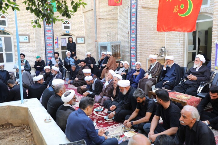 تصاویر/ سیزدهمین روز مجلس عزاداری محرم در حوزه علمیه استان یزد برگزار شد