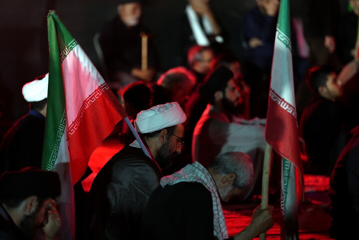 تصاویر/برگزاری مراسم سوگواری اباعبدالله الحسین توسط کارمندان مرکز مدیریت حوزه های علمیه با حضور و سخنرانی نماینده مجلس