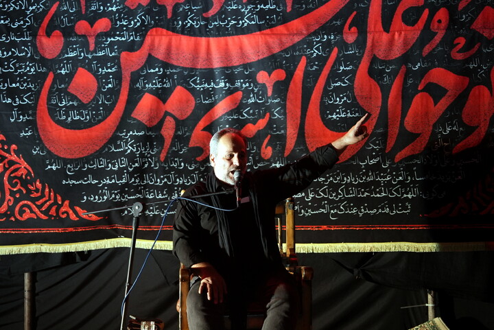 تصاویر/برگزاری مراسم سوگواری اباعبدالله الحسین توسط کارمندان مرکز مدیریت حوزه های علمیه با حضور و سخنرانی نماینده مجلس