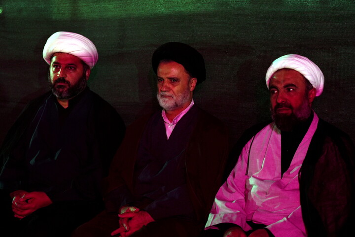 تصاویر/برگزاری مراسم سوگواری اباعبدالله الحسین توسط کارمندان مرکز مدیریت حوزه های علمیه با حضور و سخنرانی نماینده مجلس
