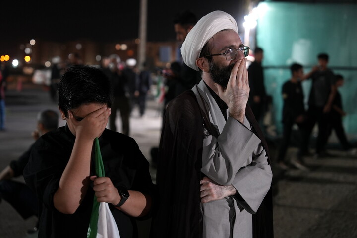 تصاویر/برگزاری مراسم سوگواری اباعبدالله الحسین توسط کارمندان مرکز مدیریت حوزه های علمیه با حضور و سخنرانی نماینده مجلس