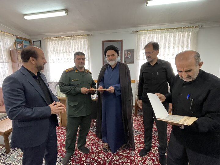 تصاویر / حضور امام جمعه نوشهر در جلسه تصمیم‌گیری جهت جانمایی محل به خاک‌سپاری شهید گمنام