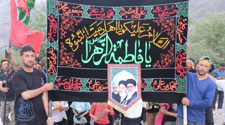 تصاویر/انجمنِ صاحب الزمان کارگل لداخ کے تحت عاشوراء کا عظیم الشان جلوس