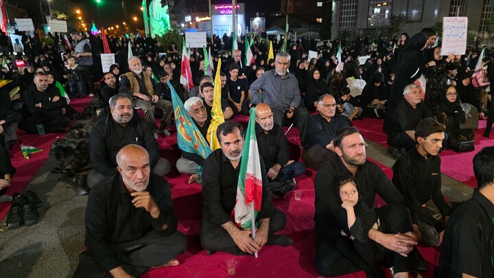 تصاویر| مراسم اجتماعات شبانه میدان مادر در بیرجند