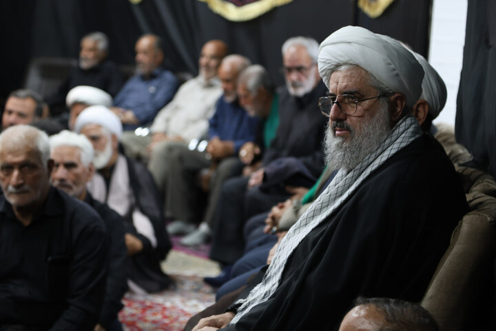 تصاویر / مراسم عزای اسرای کربلا، در حسینیه آیت الله فاضلیان