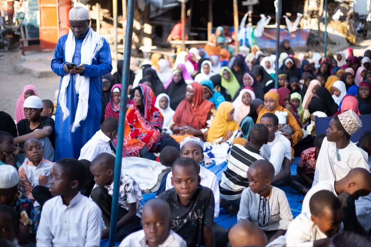 Mwanza Yamuomboleza Imam Hussein (as) kwa Kufanya Mkusanyiko Mkubwa + Picha