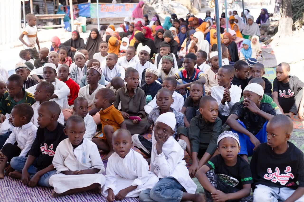 Mwanza Yamuomboleza Imam Hussein (as) kwa Kufanya Mkusanyiko Mkubwa + Picha
