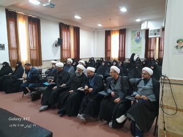 تصاویر / دیدار مدیر حوزه های علمیه خواهران کشور با مدیر، اساتید و طلاب حوزه خواهران استان قزوین