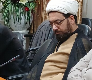 تشییع رهبر شهید، هویت روحانیت را بازسازی می‌کند