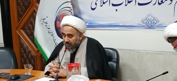 تشییع رهبر شهید، فرصتی برای گفتمان‌سازی حوزه است