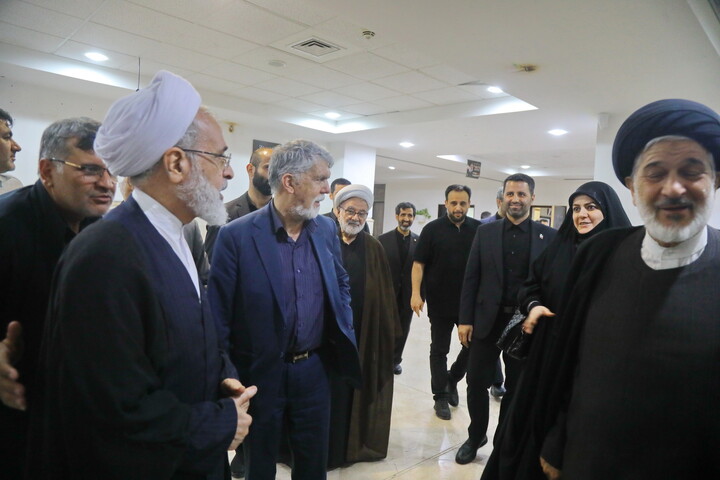 L'incontro del presidente Pezeshkian con l'Ayatollah Arafi