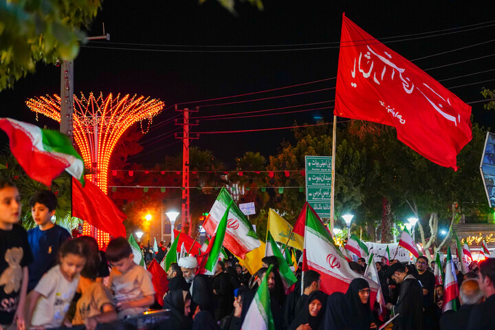 تصاویر/ تجمع باشکوه مردم نیروگاه قم در چله سوم شهادت قائد امت و شهدای جنگ رمضان
