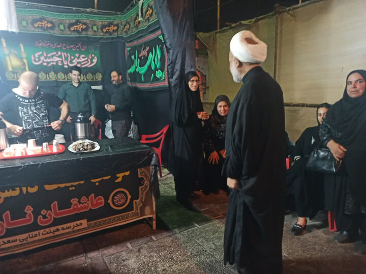 تصاویر/ بازدید امام جمعه برازجان از موکب های فعال در اجتماع شبانه برازجان