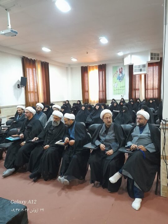تصاویر / دیدار مدیر حوزه های علمیه خواهران کشور با مدیر ،طلاب واساتید حوزه خواهران استان قزوین